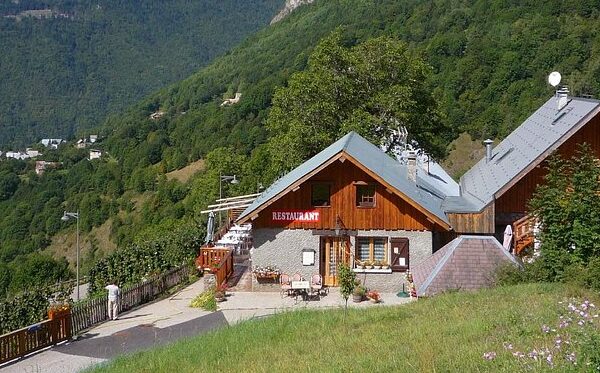 Restaurant VTT Oz 3300 | Vaujany : où manger après une sortie VTT ?