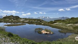 Lac d'altitude massif des Grandes Rousses